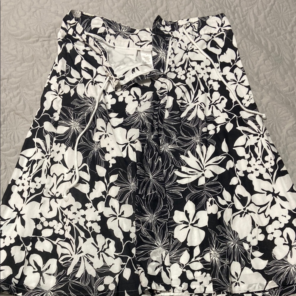 Liz Claiborne Black and White A-Line Knee-Length Skirt